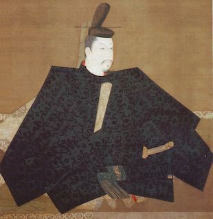 Believed to be a portrait of Yoritomo Minamoto (Image via Wikimedia Commons, public domain)